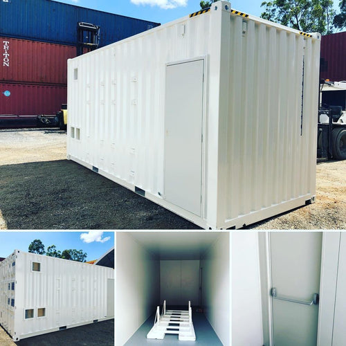 20 high cube. Fully lined and insulated. Vinyl floor with push bar emergency exit door